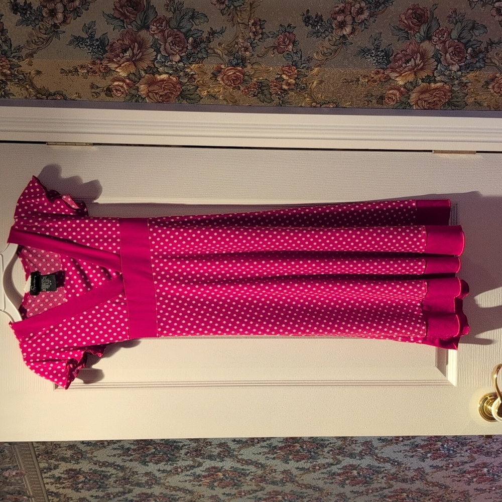 A Hot Pink White Polka Dot Size 8 Dress.  Spandex And Polyester